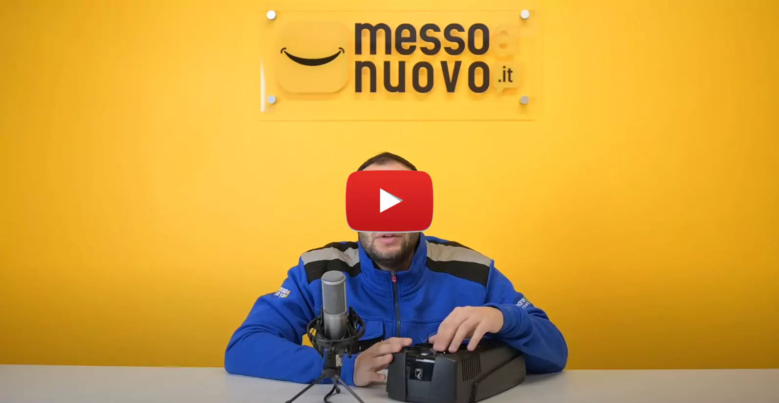 **Alt text (in Italian):**
Recensione UPS Riello iPlug IPG 800: protezione elettronica affidabile