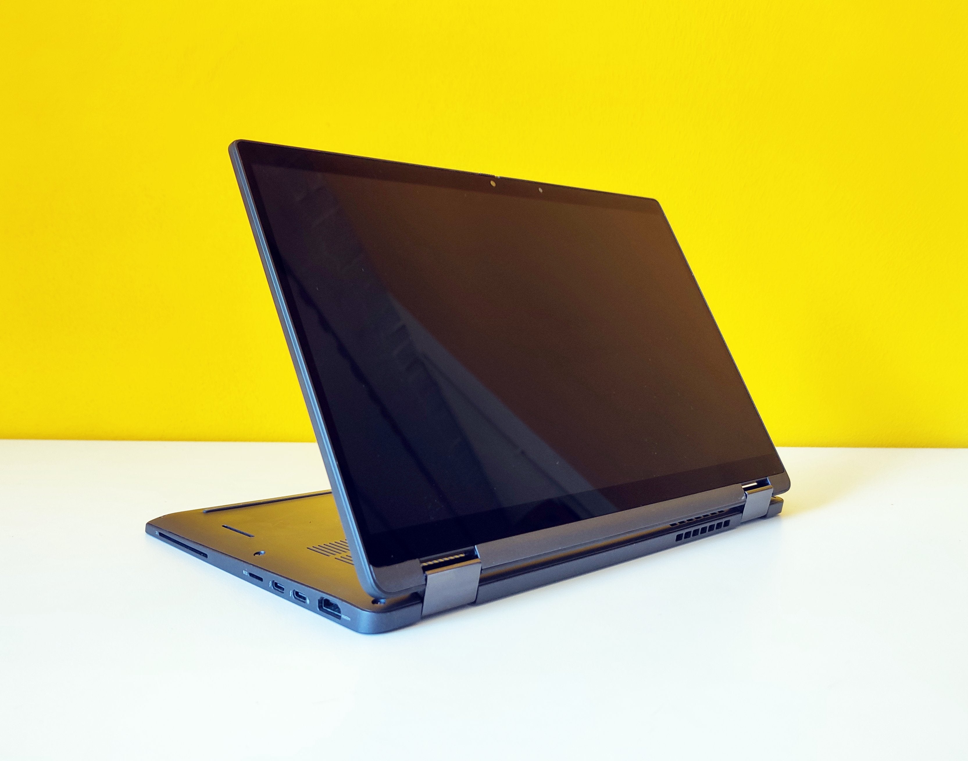 DELL Latitude 7310 Notebook 2-1 Convertible 13.3" FullHD Touch Screen | Intel Core i7-10610 | 16GB Ram | 512GB NVMe SSD | WiFi Bluetooth Windows 11 Pro