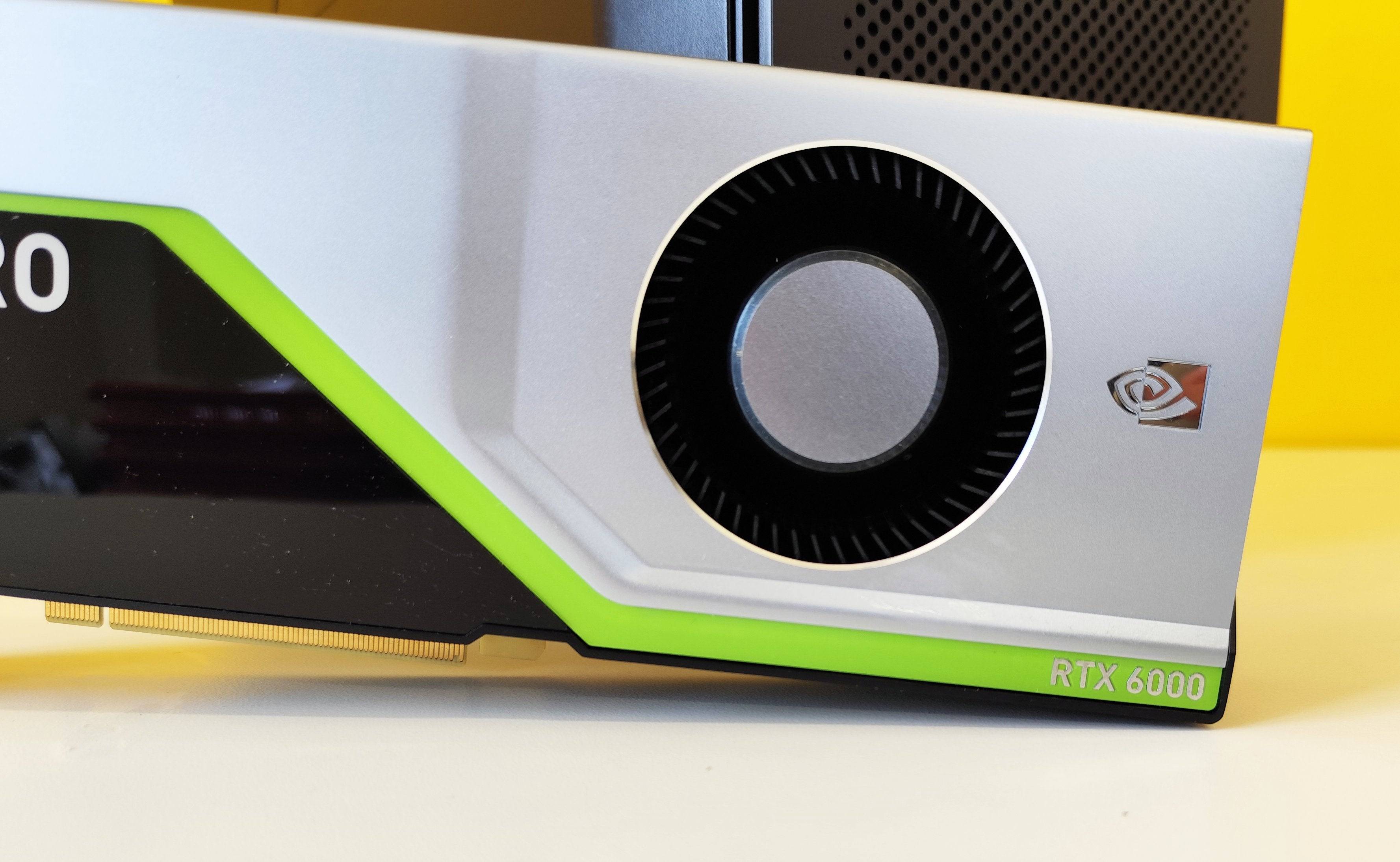 Dettaglio scheda grafica Nvidia RTX 6000 24GB montata su workstation HP Z8 G4 con Xeon Gold e 128GB RAM, ideale per AI e CAD avanzato