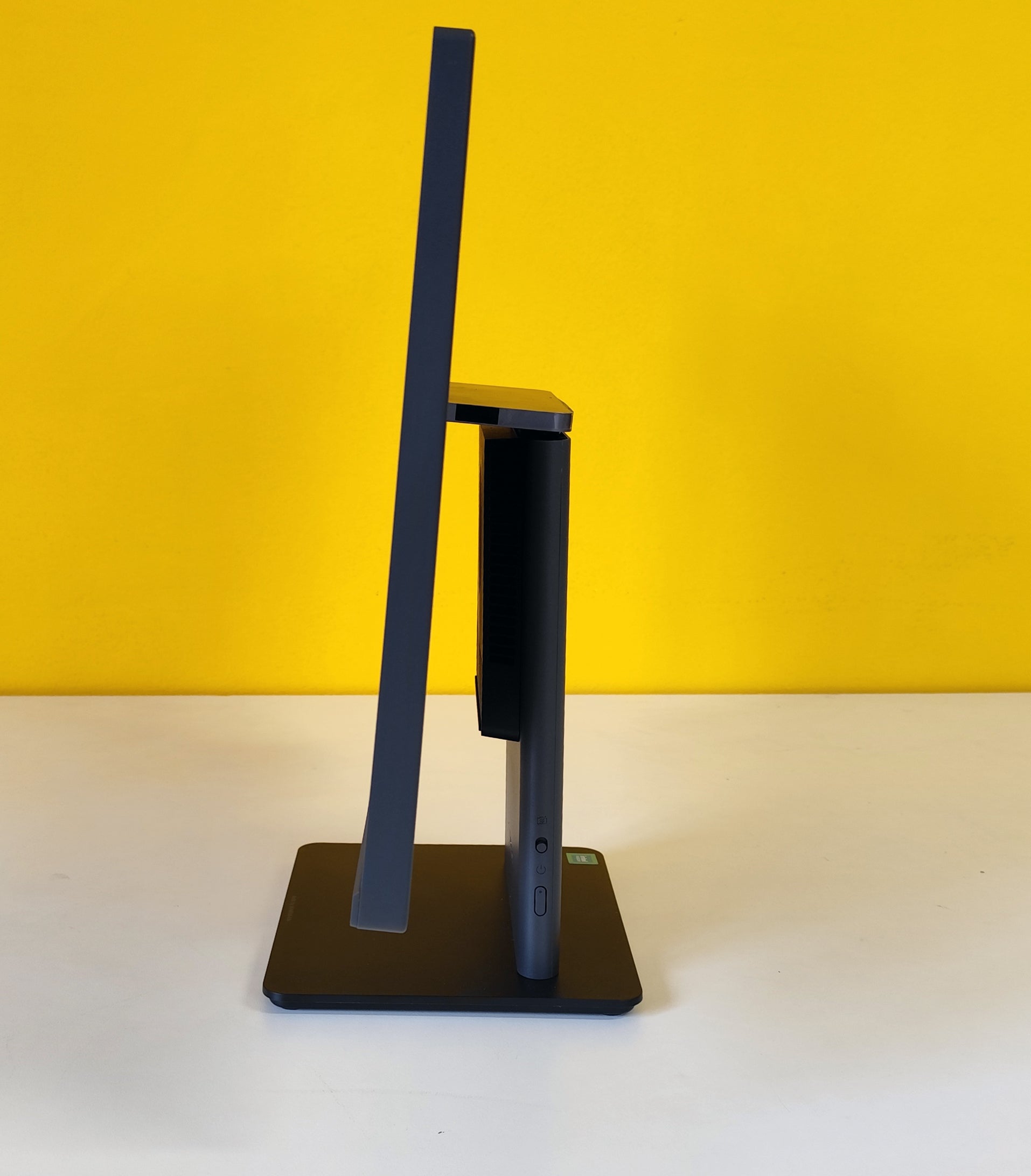 Lenovo ThinkCentre Neo 50a 24 Gen 5 All-in-One  23,8" Full HD | Intel Core U300 | Wi-Fi 6 FreeDOS