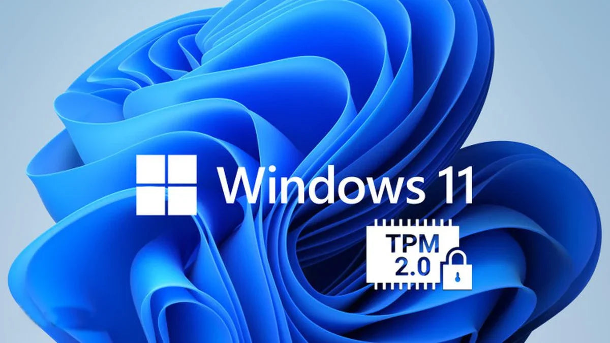 Logo di Windows 11 con icona TPM 2.0 e lucchetto su sfondo astratto blu.