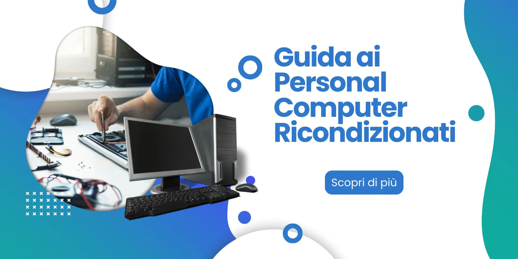 **Alt text (in Italian):**  
Tecnico ripara PC desktop per guida ai computer ricondizionati.
