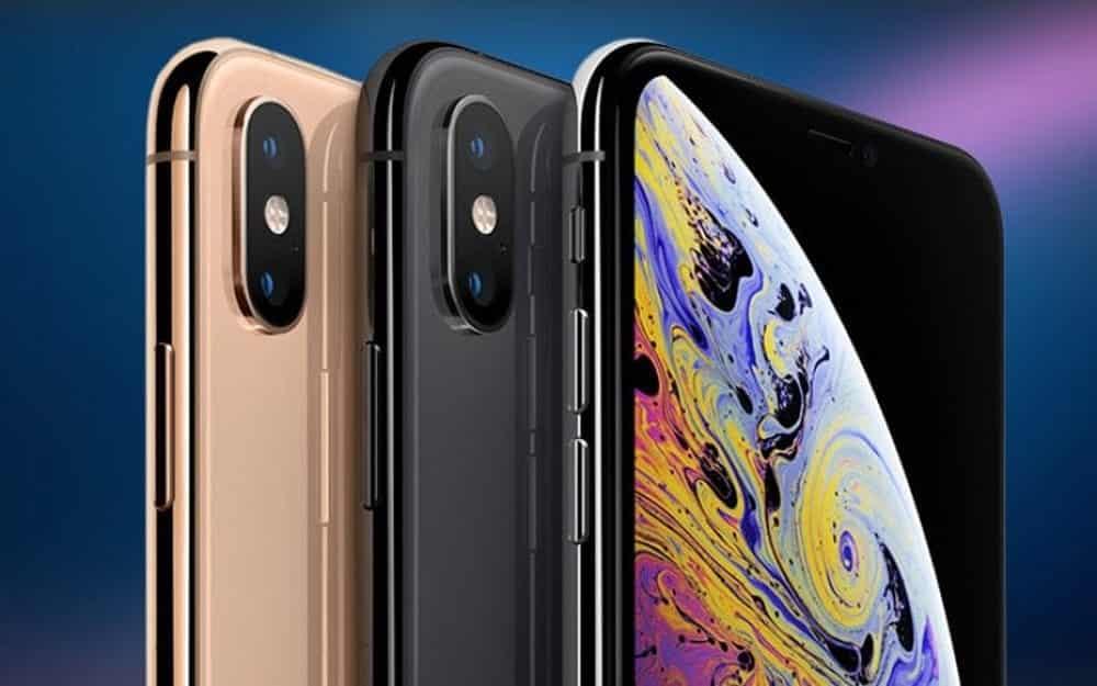 Alt text (in Italian):Telefoni ricondizionati di ultima generazione, tecnologia e risparmio