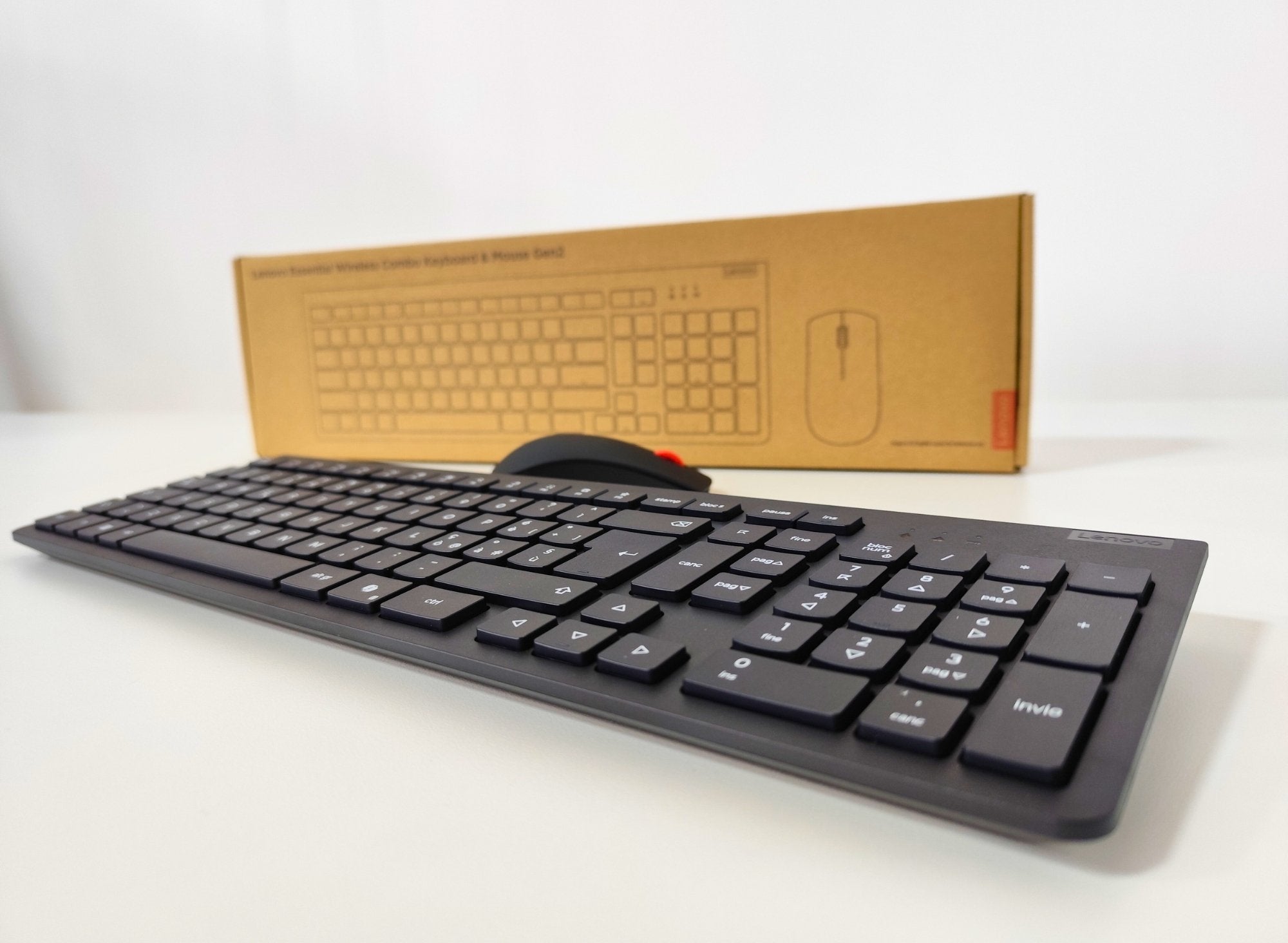 Lenovo Gen2 Wireless Italian Keyboard and Mouse Kit 