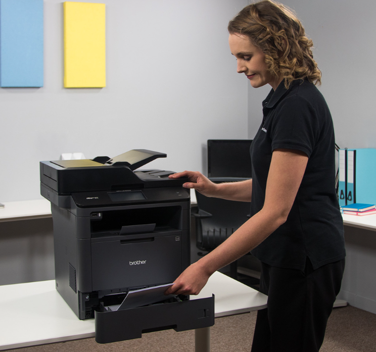 Brother MFC-L5750DW Multifunzione laser monocromatica A4 BN 1200x1200 DPI 40ppm Duplex Stampa e scansione Fronte/Retro automatico WiFi