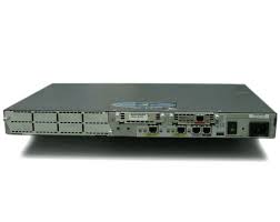 Cisco 2611 XM 2-Port Network Router