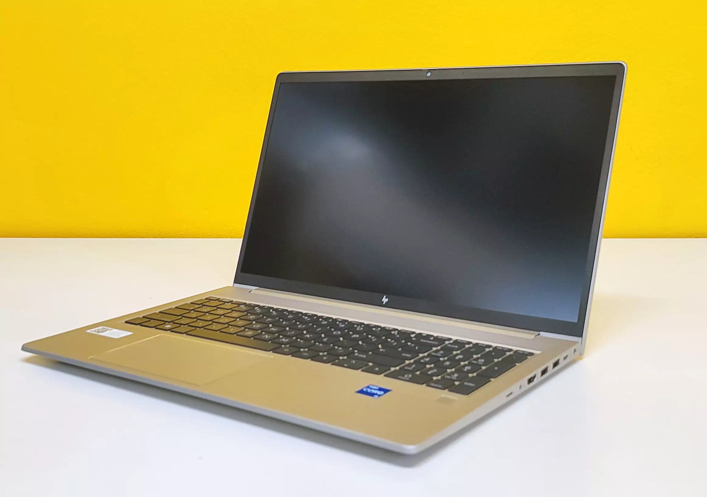 HP EliteBook 650 G9 Notebook 15.6