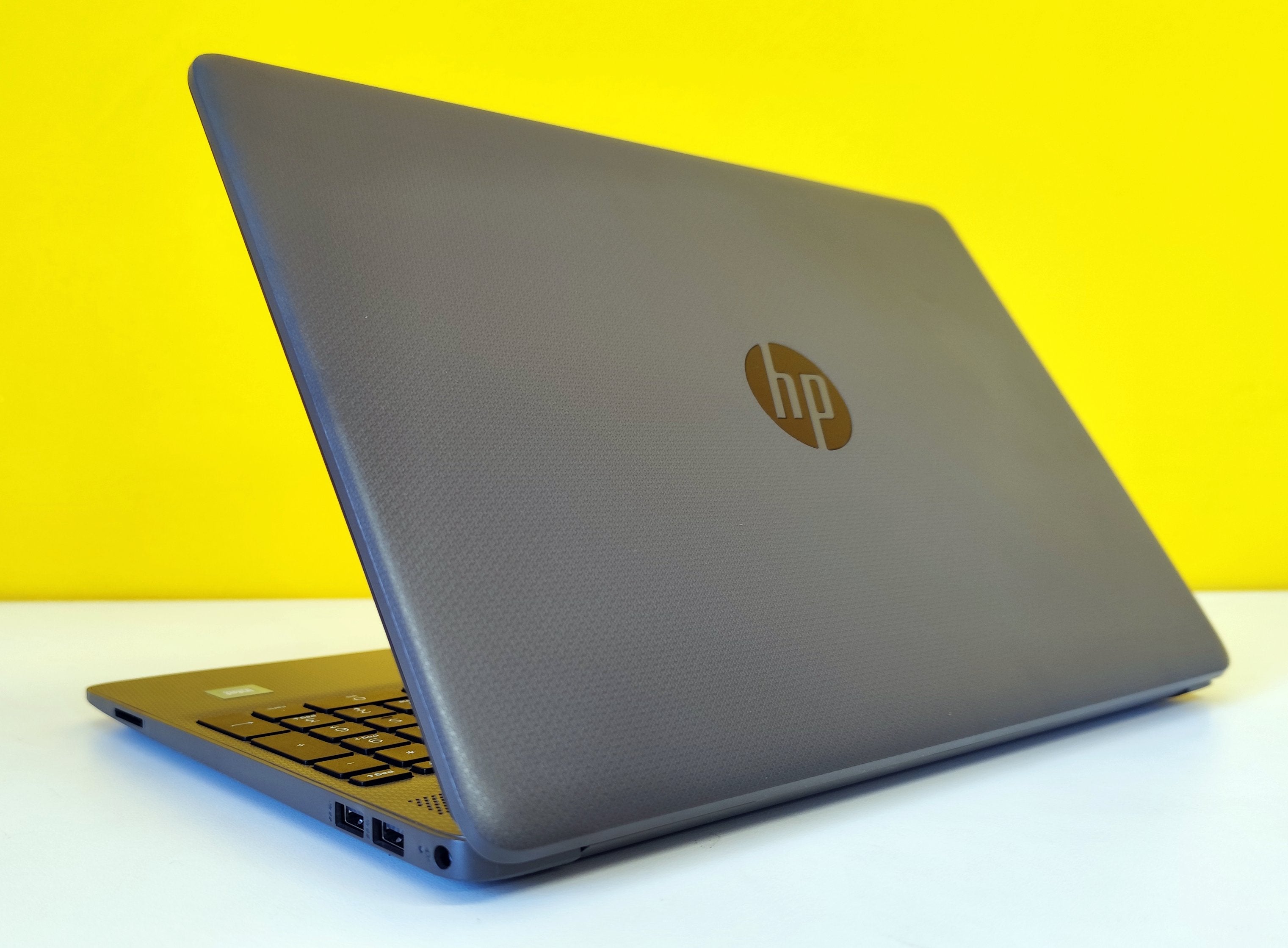 HP 250 G9 Notebook 15.6" | Intel Celeron N4500 | USB Type-C HDMI FreeDOS Prodotto NUOVO