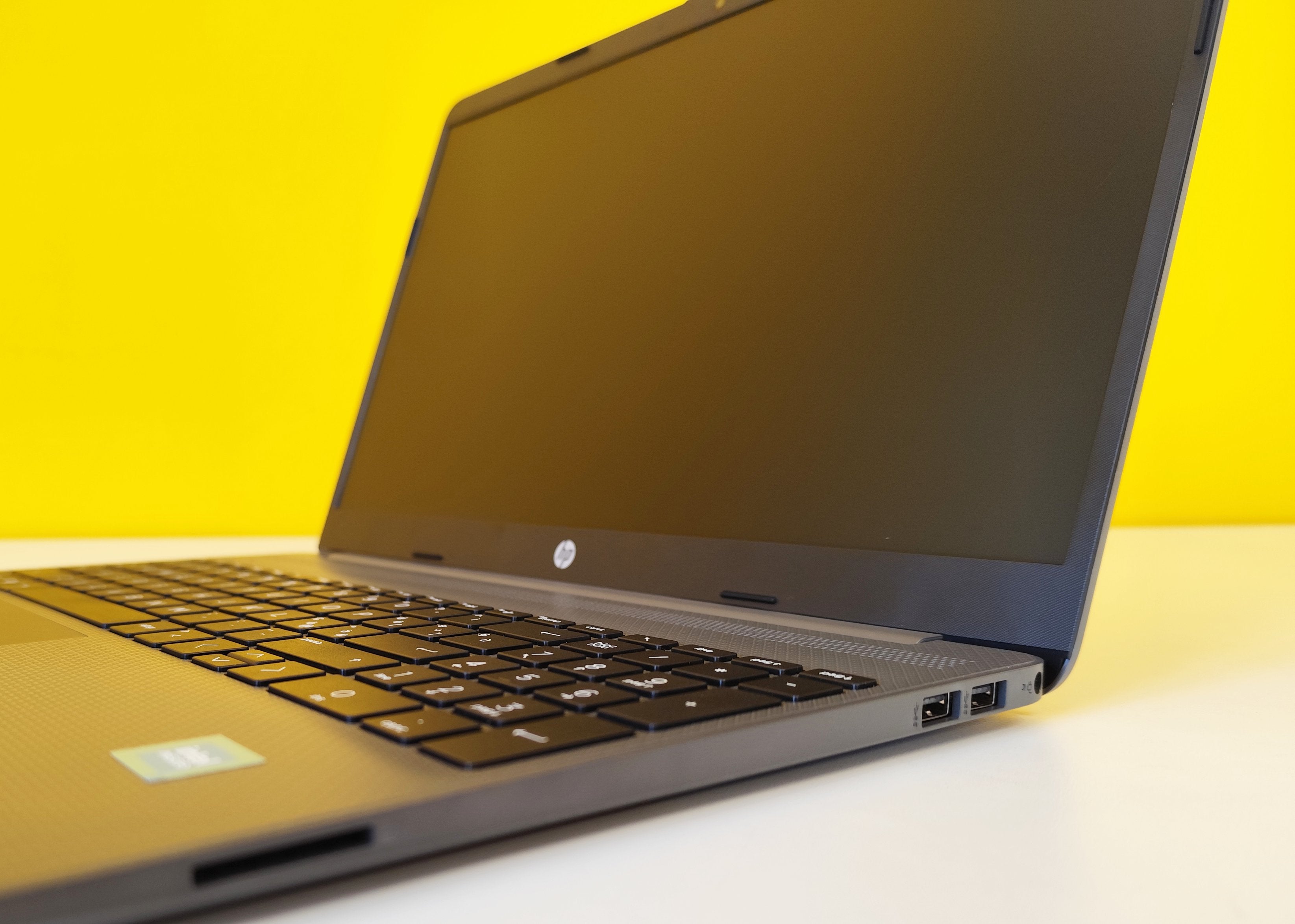 HP 250 G9 Notebook 15.6" | Intel Celeron N4500 | USB Type-C HDMI FreeDOS Prodotto NUOVO