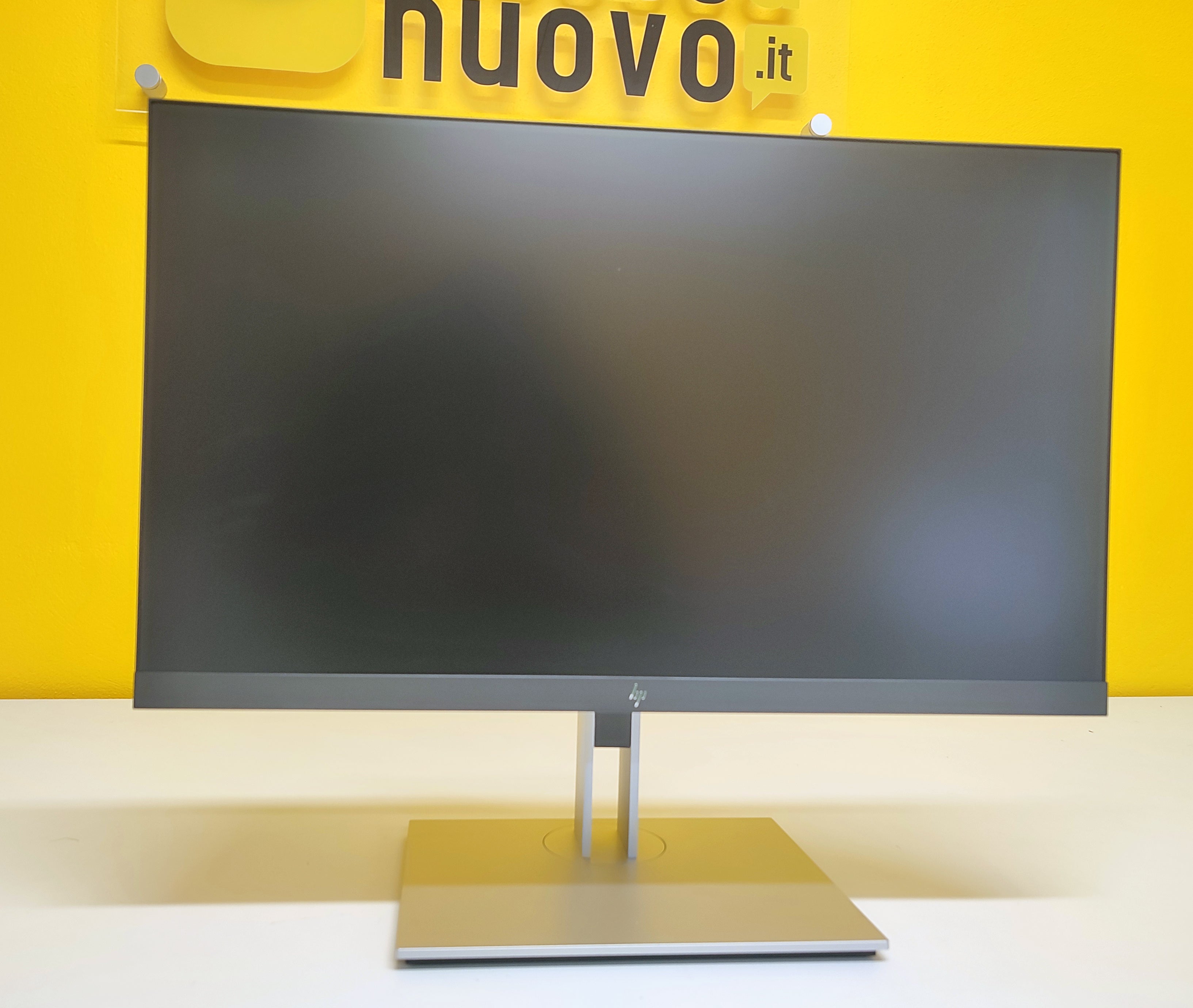 Monitor HP E24 G4 foto reale