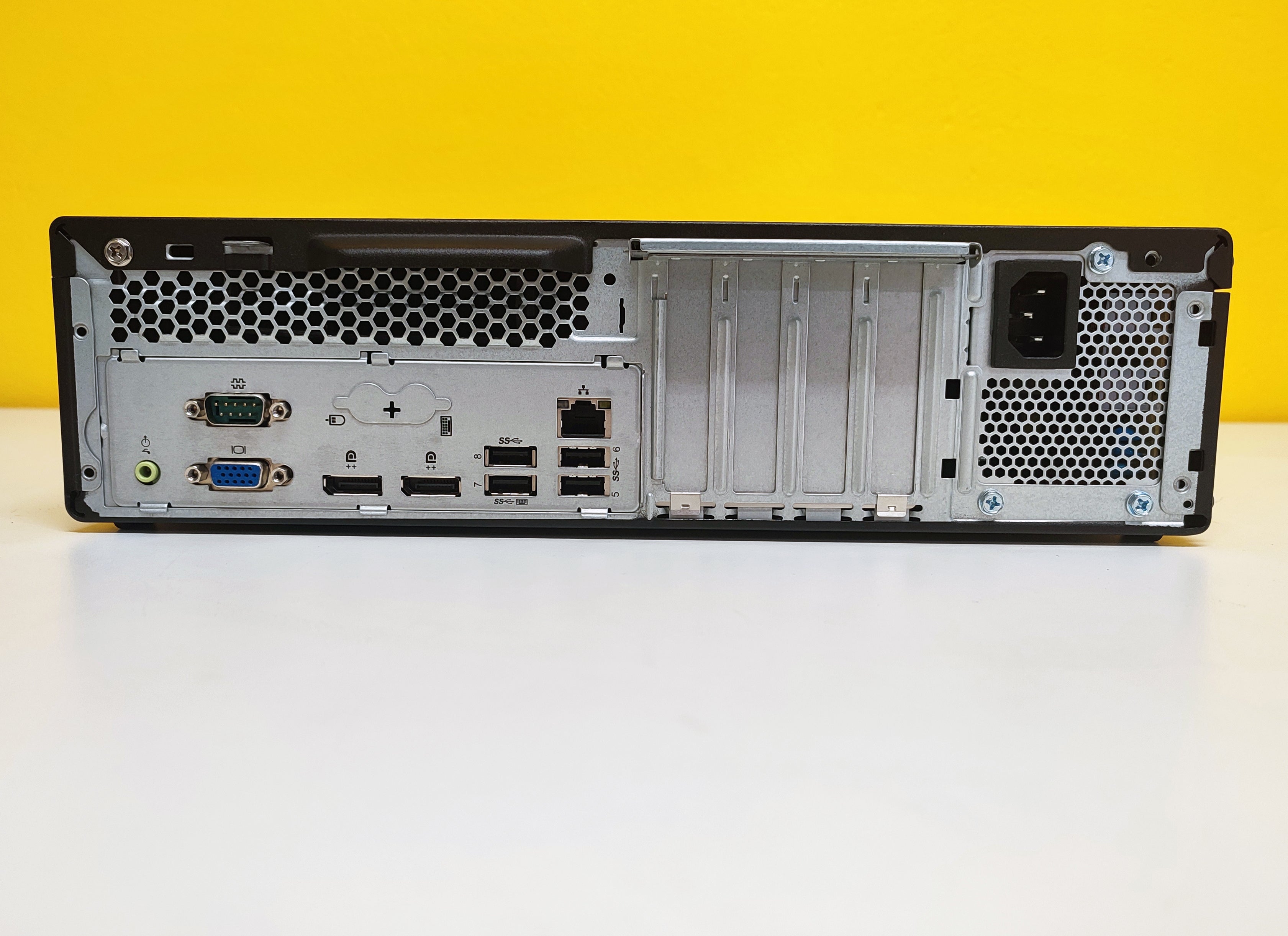 Lenovo ThinkCentre M920s SFF | Intel Core 8Gen | Ram 16GB | SSD Lenovo ThinkCentre M920s SFF | Intel Core 8Gen | Ram 16GB | SSD