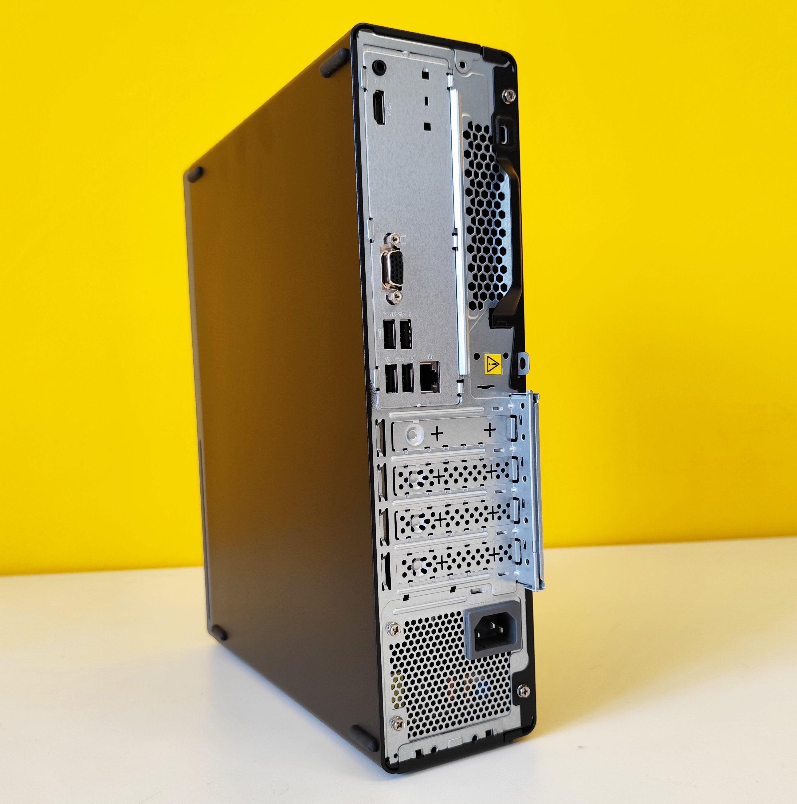 Lenovo ThinkCentre NEO 30s Gen 5 SFF | Intel Core i5-13420H | WiFi 6 USB Type-C HDMI FreeDOS