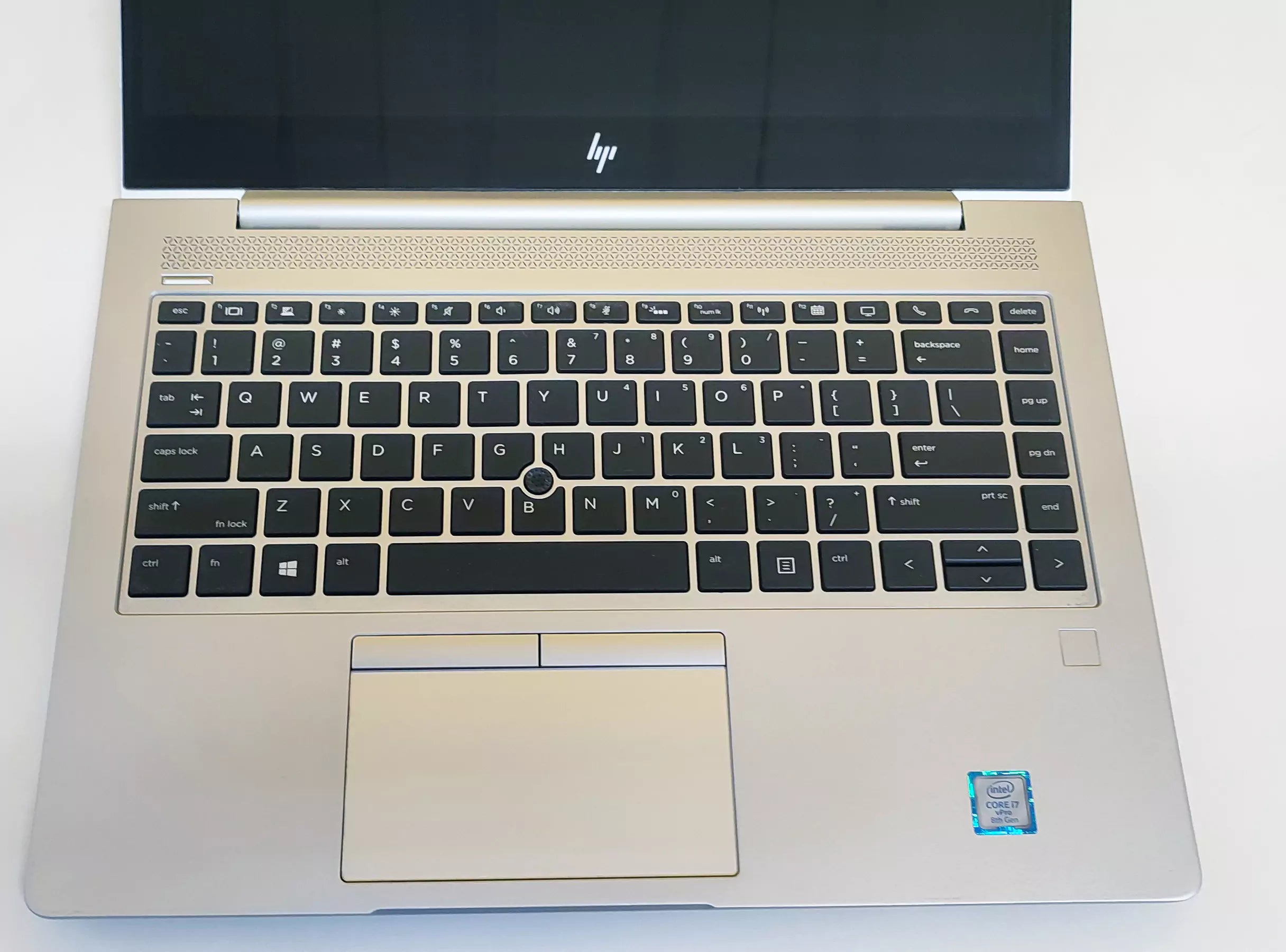 HP EliteBook 840 G5 Notebook 14" FullHD Touch Screen | Intel Core i7-8650U | Ram 16GB | Wi-Fi HDMI USB Type-C Windows 11 Pro L'essenza della performance e dell'eleganza Grado B
