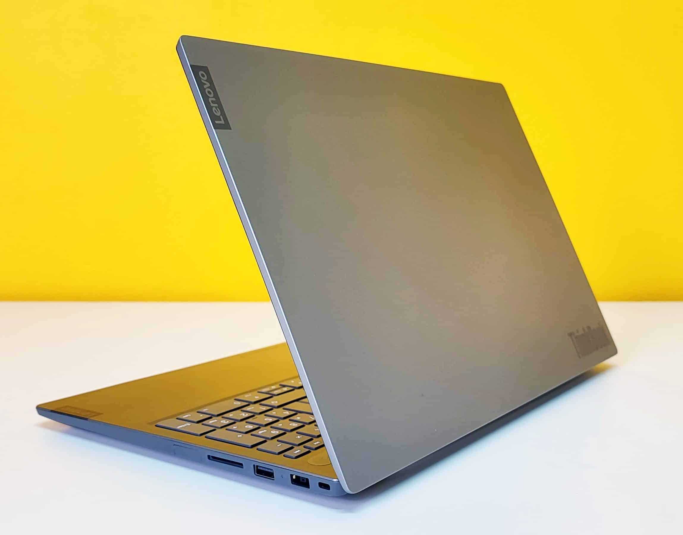 Lenovo ThinkBook 15-IIL 20SM Notebook 15" FullHD | Intel Core i7-1065G7 | 16Gb Ram | 512Gb SSD | ITA HDMI Keyboard | Windows 11 Pro