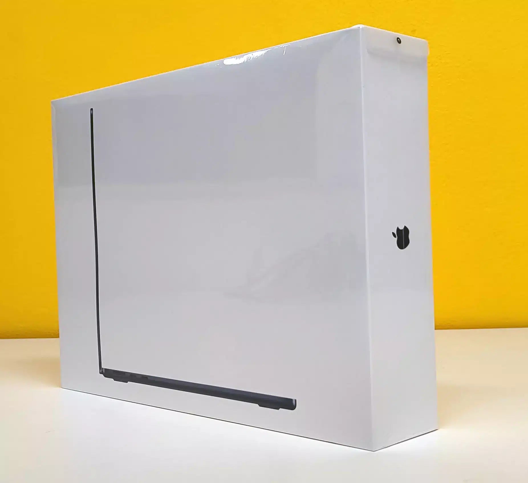 Apple MacBook Air M2 Notebook 13.6