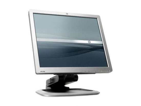 HP L1750 LCD-Monitor, 17 Zoll, 1280 x 1024 Pixel, Kontrast 800:1, Helligkeit 300 cd/m², Reaktionszeit 5 ms, USB, VGA, DVI