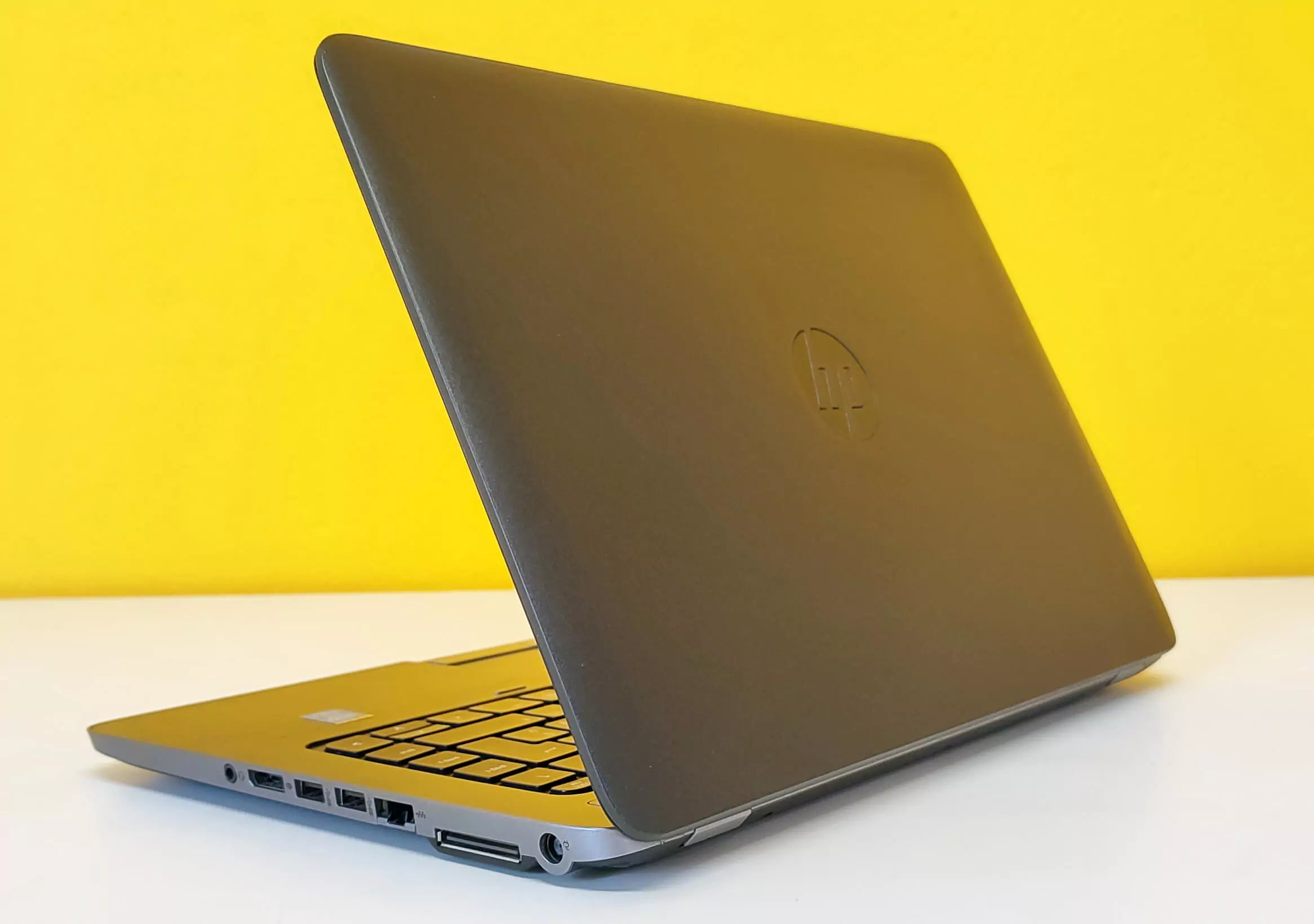 NOTEBOOK HP 840 G2 CPU i7 5600U @2,60 GHz - SSD 256GB - RAM 8 GB - Full HD - DISPLAY 14" - WIN10 PRO
