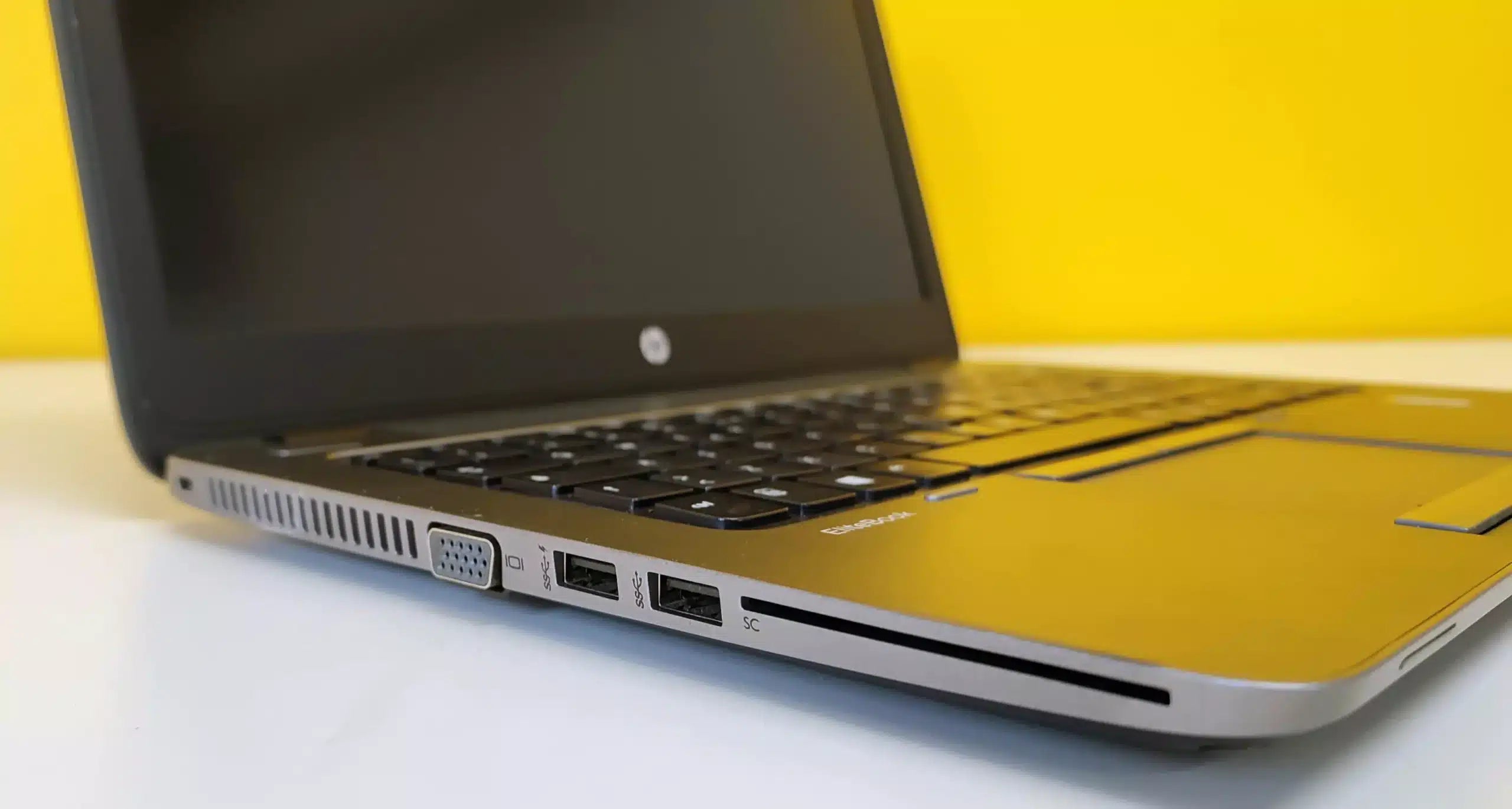 NOTEBOOK HP 840 G2 CPU i7 5600U @2,60 GHz - SSD 256GB - RAM 8 GB - Full HD - DISPLAY 14" - WIN10 PRO