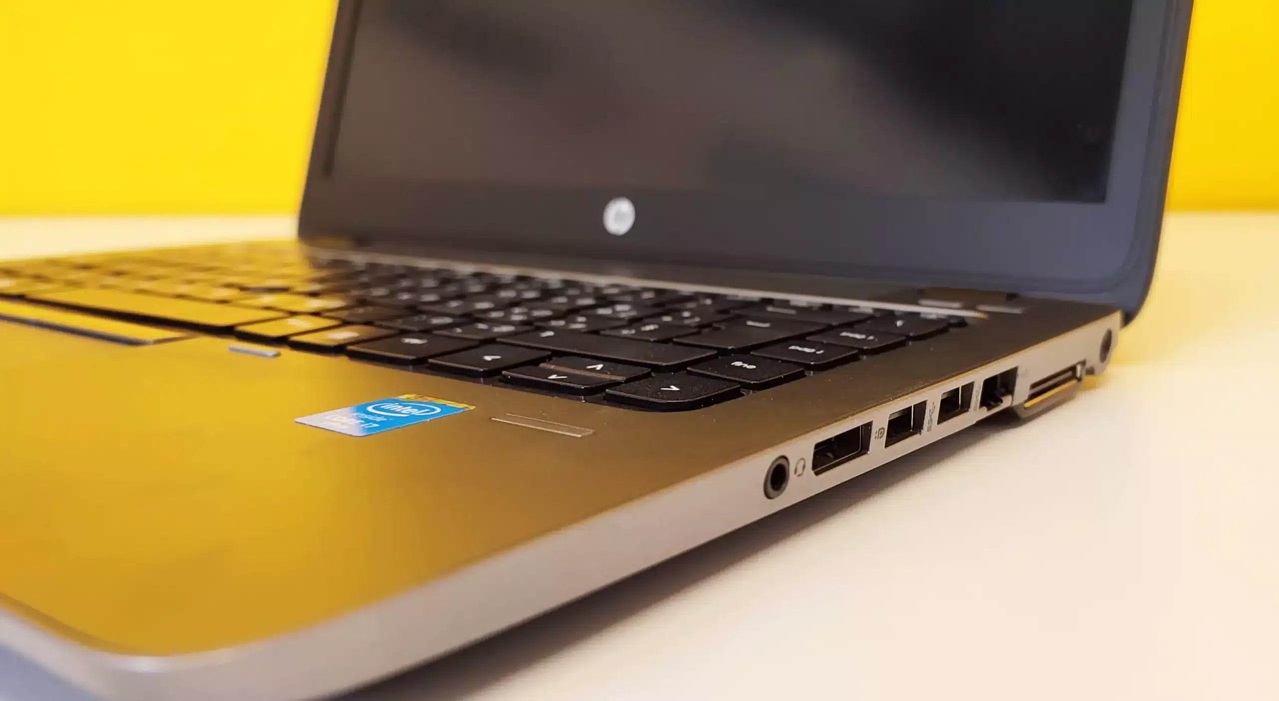 NOTEBOOK HP 840 G2 CPU i7 5600U @2,60 GHz - SSD 256GB - RAM 8 GB - Full HD - DISPLAY 14" - WIN10 PRO